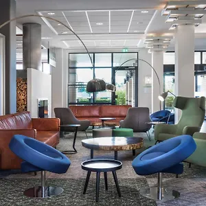 courtyard-by-marriott-amsterdam-airport.amsterdamhotelsnl.com/