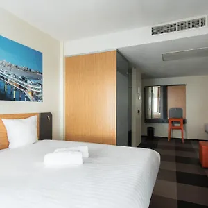 Отель Easyhotel Scheveningen