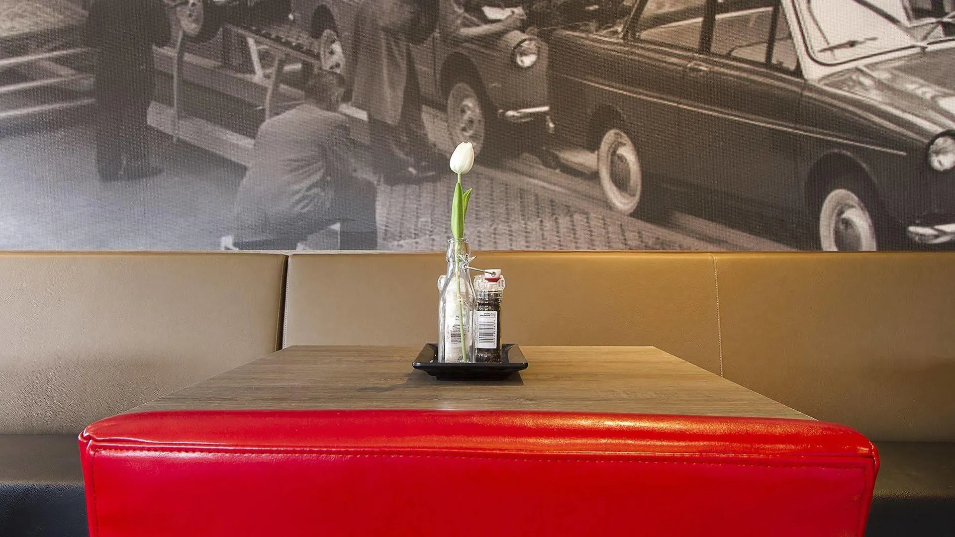 Bastion Hotel Eindhoven Waalre 4*,
